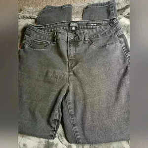 2/$30 Lady's Jones New York jeans- (#534)